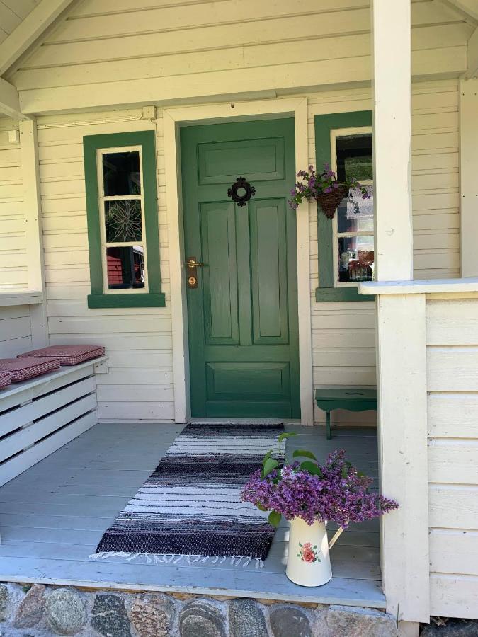 Aobrio Holidayhouse, Authentic Norwegian Farmhouse Close To Flam Laerdalsoyri Exterior photo